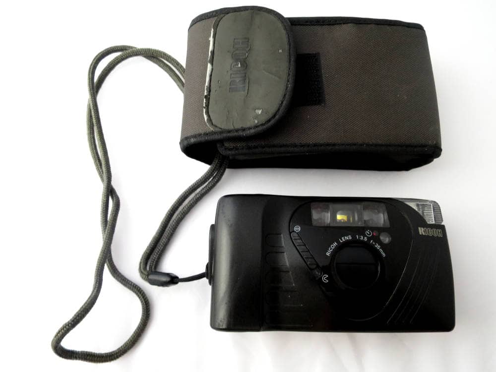 Ricoh FF-9 35mm Compact Camera 2
